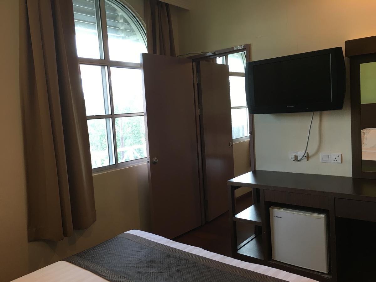 Lintas Plaza Hotel Kota Kinabalu Bagian luar foto