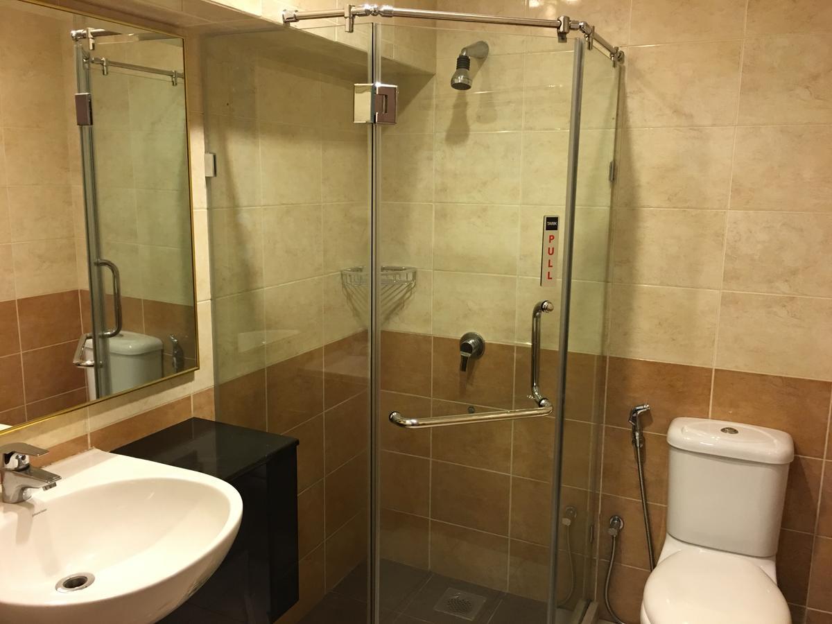 Lintas Plaza Hotel Kota Kinabalu Bagian luar foto