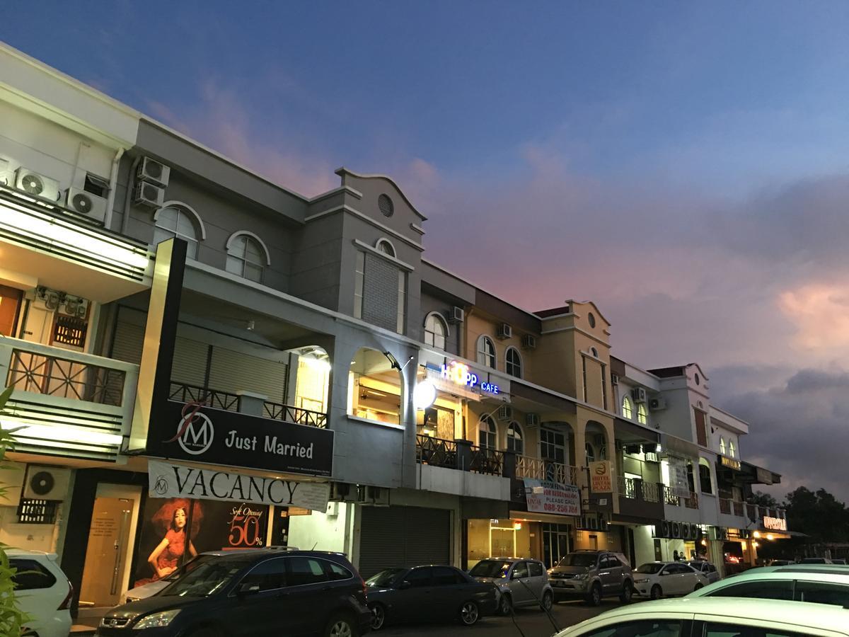 Lintas Plaza Hotel Kota Kinabalu Bagian luar foto